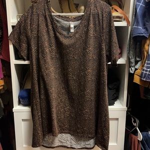 Lula toe cheetah Christy tee